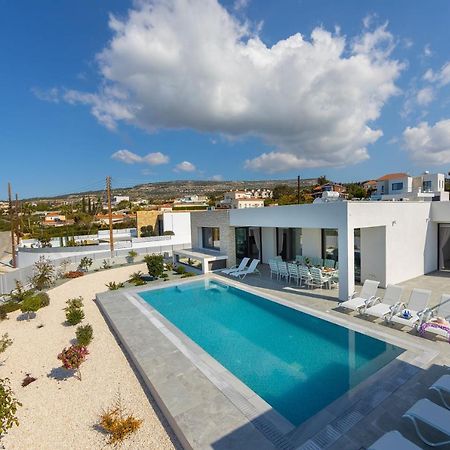Villa Pleiades Pafos Exterior foto