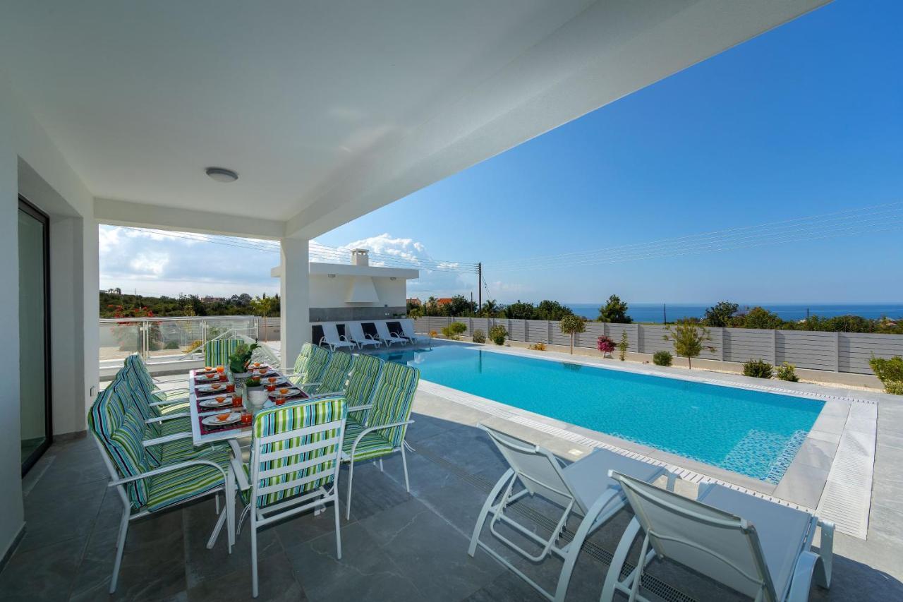 Villa Pleiades Pafos Exterior foto